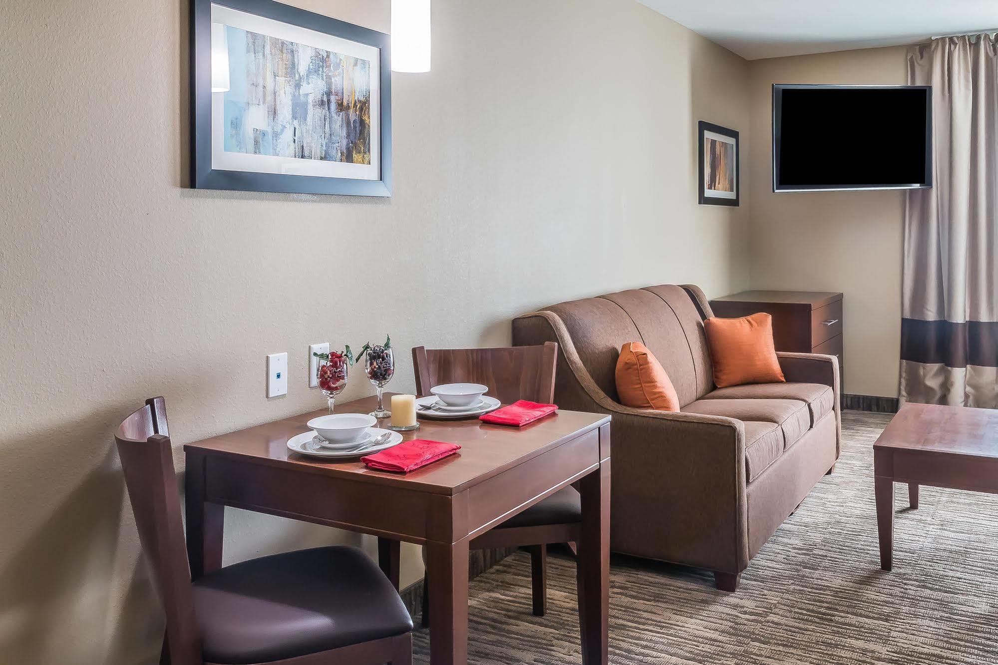Mainstay Suites Edinburg Exterior foto
