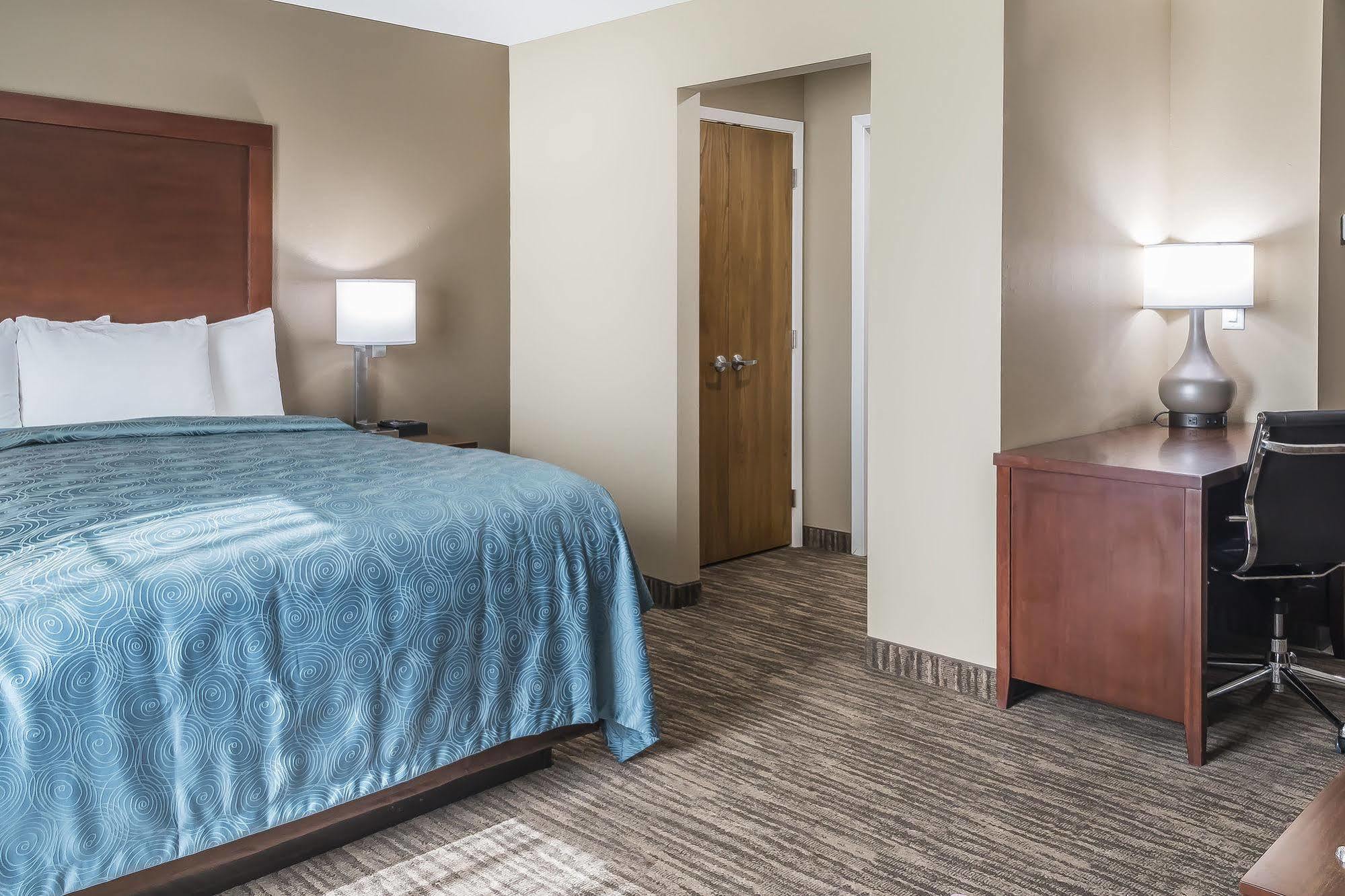 Mainstay Suites Edinburg Exterior foto