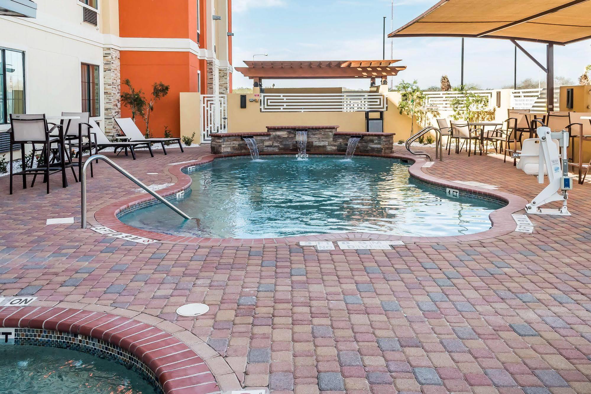 Mainstay Suites Edinburg Exterior foto